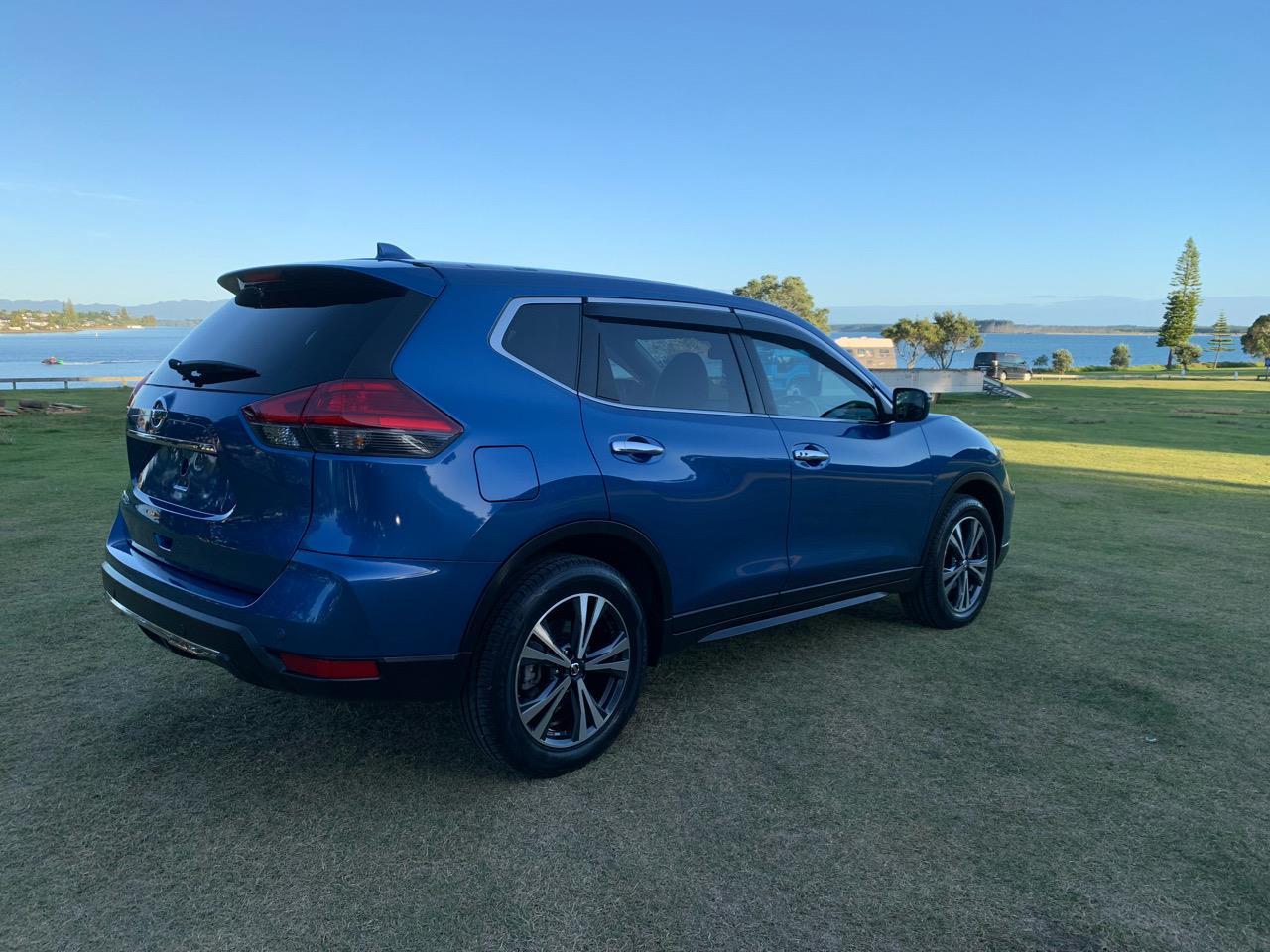 2017 Nissan X-TRAIL