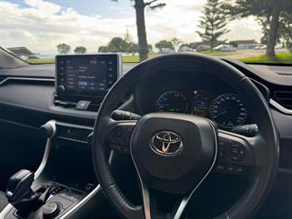 2021 Toyota Rav4 - Thumbnail