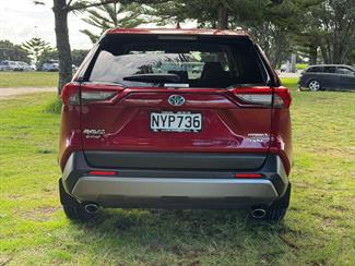 2021 Toyota Rav4 - Thumbnail