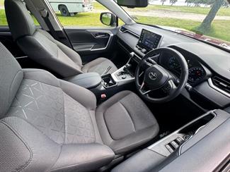 2021 Toyota Rav4 - Thumbnail