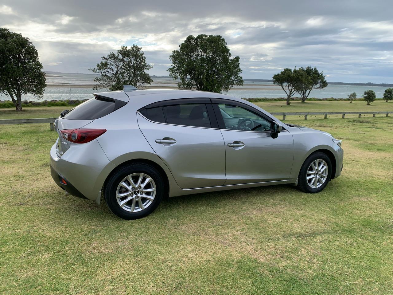 2014 Mazda AXELA