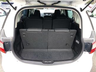 2014 Mazda Premacy - Thumbnail