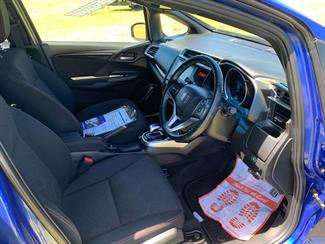 2013 Honda FIT - Thumbnail