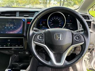 2014 Honda FIT - Thumbnail