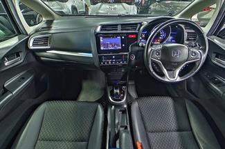 2014 Honda FIT - Thumbnail