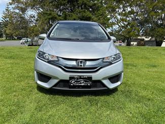 2014 Honda FIT - Thumbnail