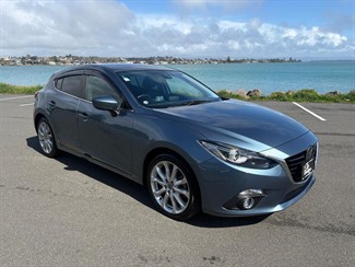 2015 Mazda Axela