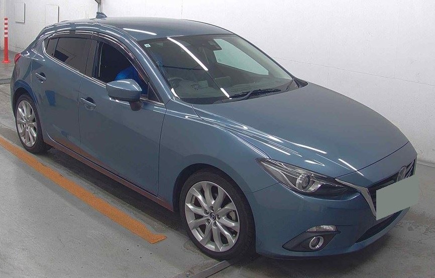 2015 Mazda AXELA