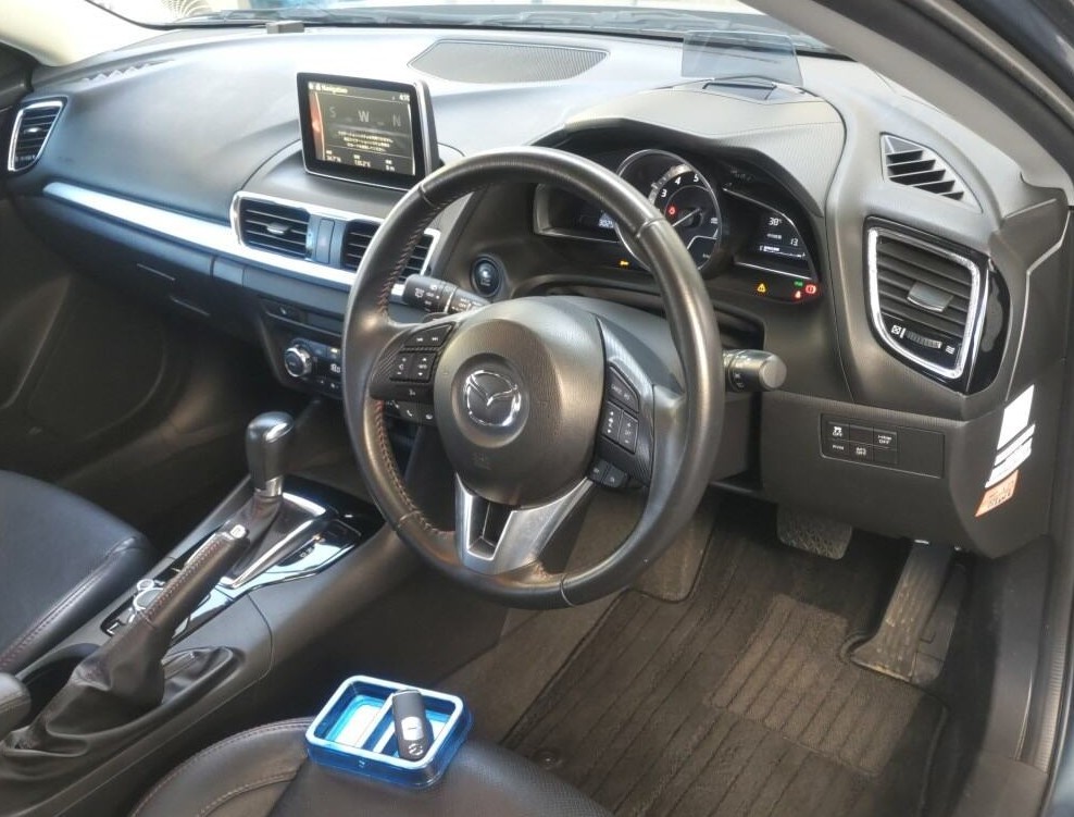2015 Mazda AXELA