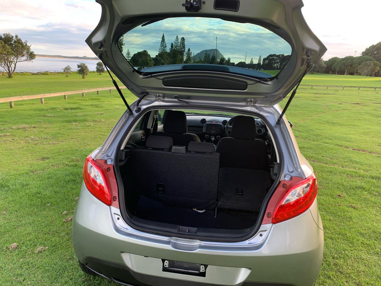 2012 Mazda DEMIO