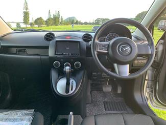 2012 Mazda DEMIO - Thumbnail