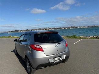 2013 Mazda DEMIO - Thumbnail
