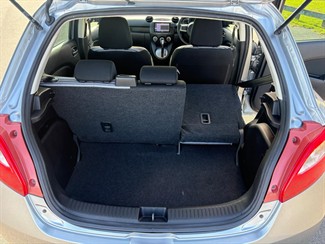 2013 Mazda DEMIO - Thumbnail
