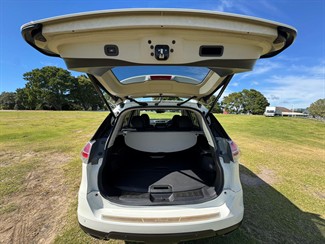 2017 Nissan X-TRAIL - Thumbnail