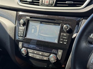 2017 Nissan X-TRAIL - Thumbnail