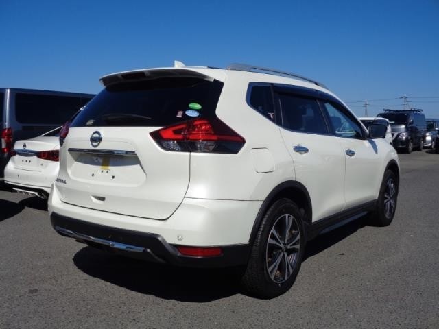 2020 Nissan X-TRAIL