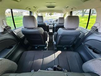 2009 Mazda MPV - Thumbnail