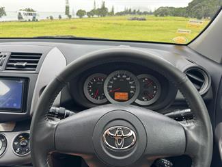 2006 Toyota Rav4 - Thumbnail