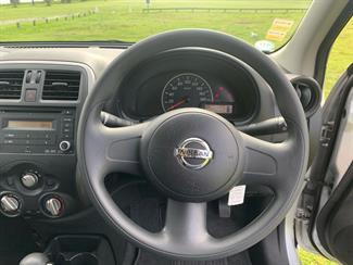 2015 Nissan March - Thumbnail