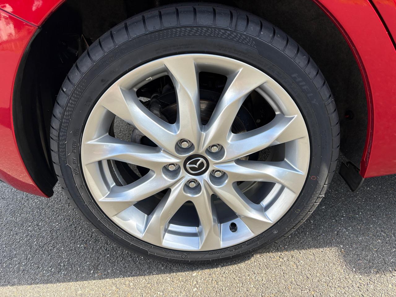 2015 Mazda AXELA