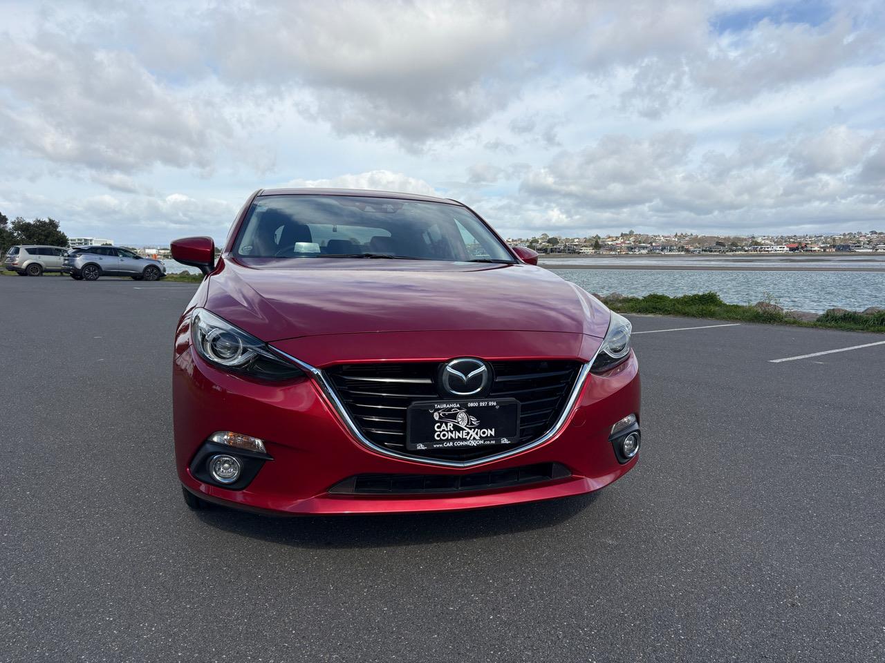 2015 Mazda AXELA