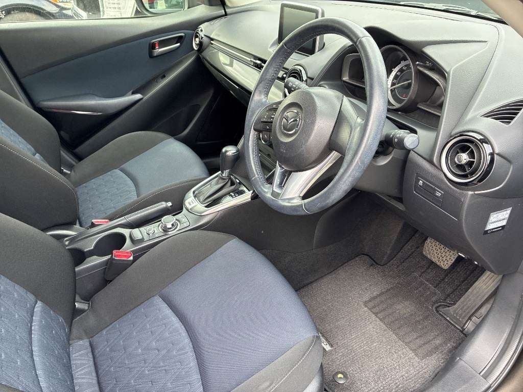 2015 Mazda DEMIO
