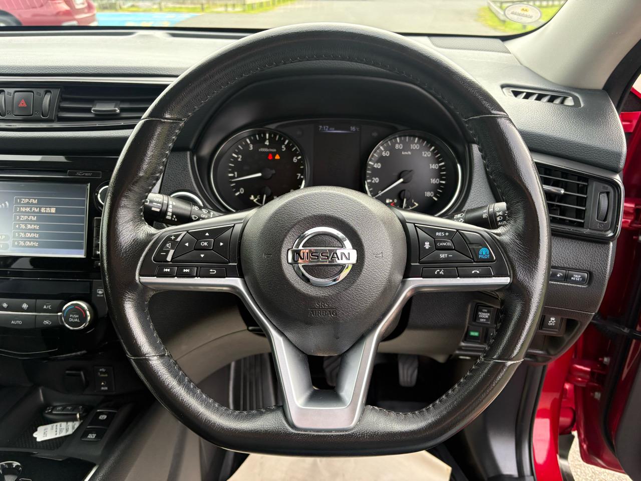 2017 Nissan X-TRAIL