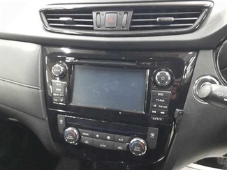 2017 Nissan X-TRAIL - Thumbnail