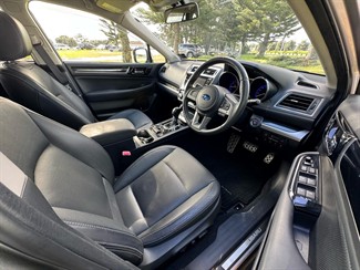 2015 Subaru Outback - Thumbnail