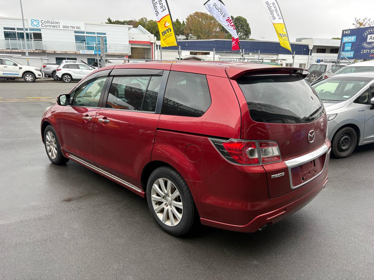 2015 Mazda MPV