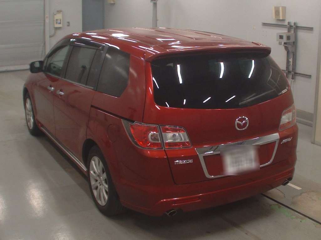 2015 Mazda MPV