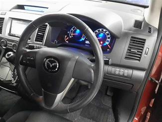 2015 Mazda MPV - Thumbnail