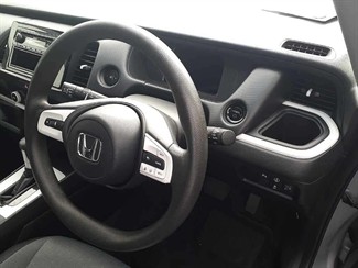 2020 Honda FIT - Thumbnail